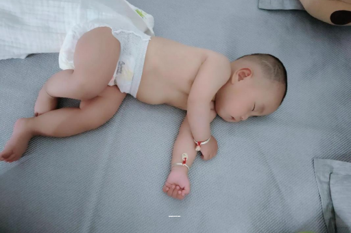 邢台孕妇肚子一跳一跳